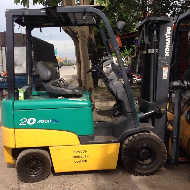XE NÂNG KOMATSU FB20EX-11