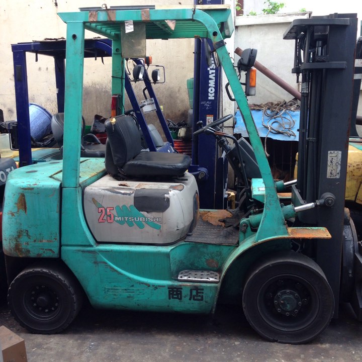 XE NÂNG NHẬT MITSUBISHI FD25