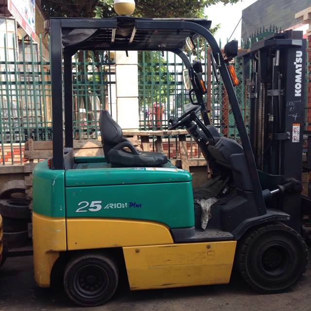 XE NÂNG NHẬT KOMATSU FB25EX-11